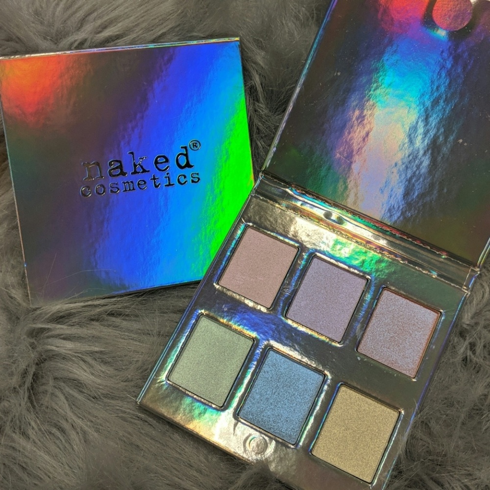 💎Naked Cosmetics Holographic Highlighter